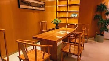 تناول الطعام