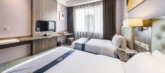 Puyang Qianyou Hotel