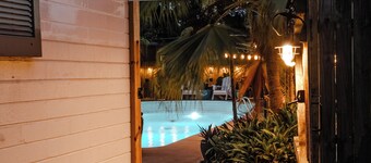 Spacious 3BR Pool House on Mills 50 · Central, Walkable, Perfect for Long Stays