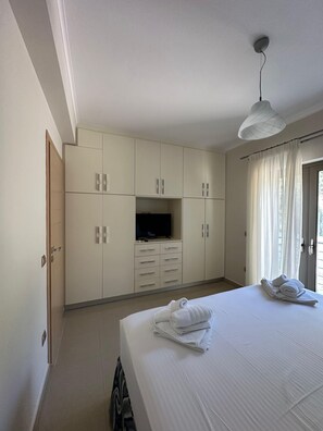 1 bedroom, iron/ironing board, travel crib, free WiFi