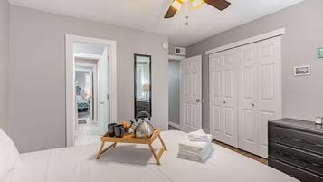 4 bedrooms, iron/ironing board, free WiFi, bed sheets