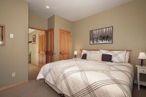 3 dormitorios, Internet, ropa de cama