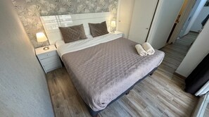 3 bedrooms, iron/ironing board, WiFi, bed sheets - Center+wifi+family (Santiago)