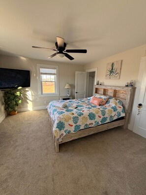 3 bedrooms, WiFi, bed sheets - Sun2Sand Beach House (Salisbury)