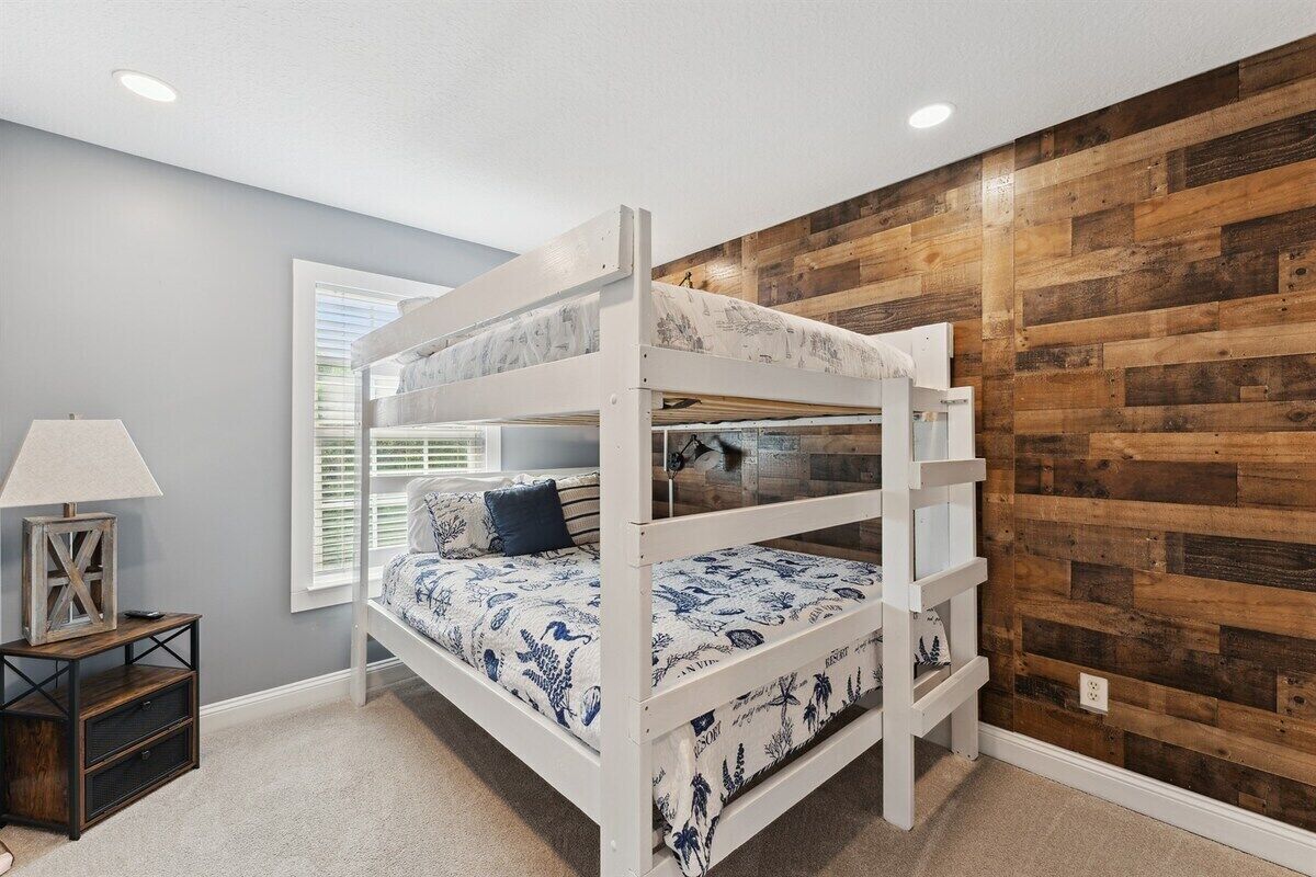 3 bedrooms, iron/ironing board, travel crib, free WiFi