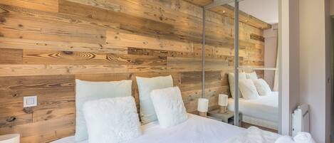 1 chambre, fer et planche Ă repasser, Wi-Fi, draps fournis