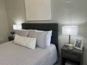 3 chambres, fer et planche à repasser, Wi-Fi gratuit, draps fournis