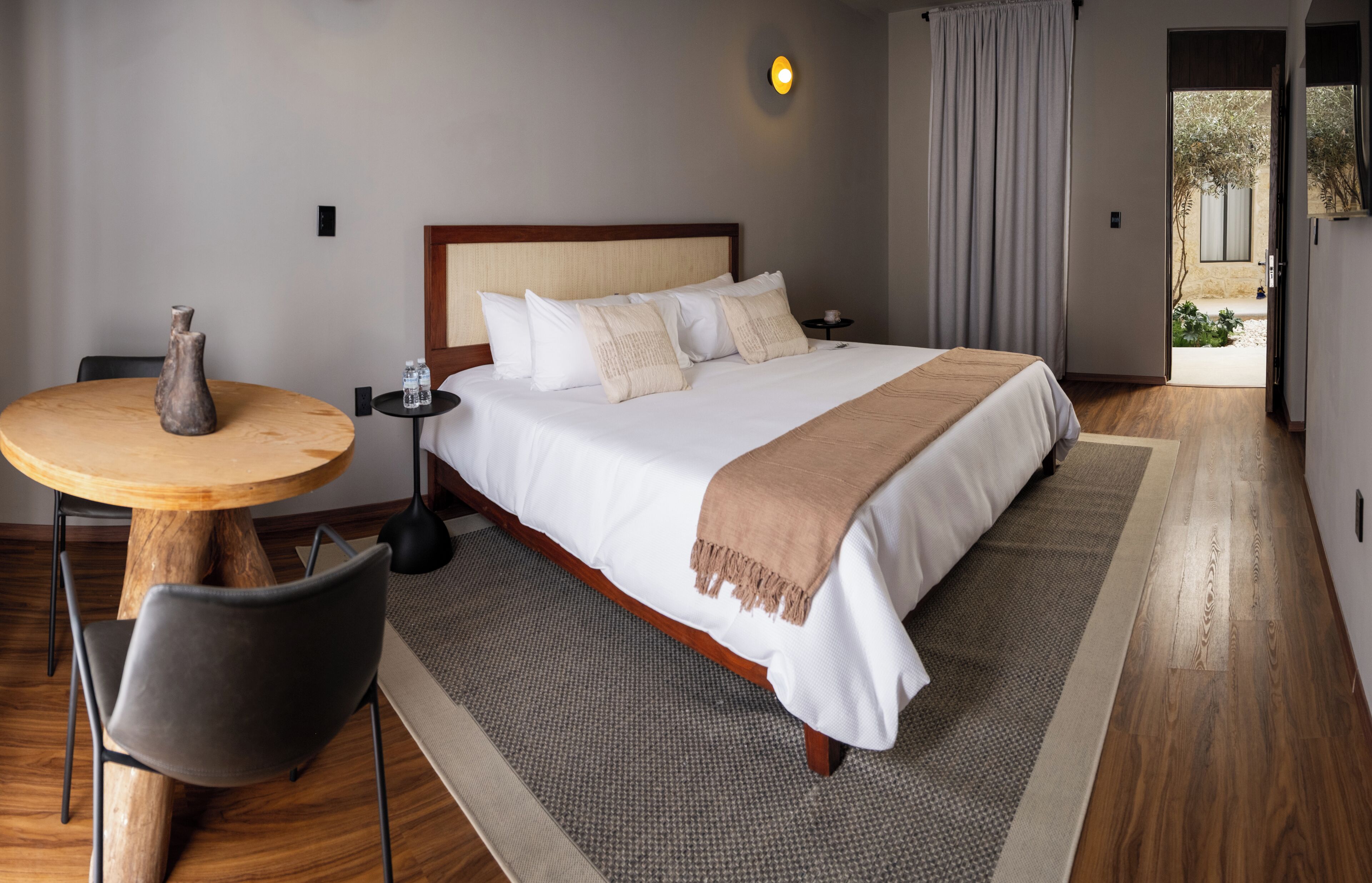 Chambre Élite, terrasse | Rideaux d’obscurcissement, fer et planche à repasser