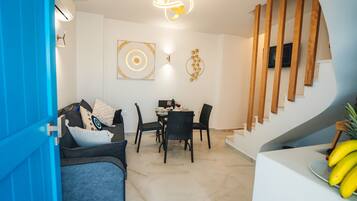 Signature Villa, Private Pool, Sea View | Living area | 32-inch Smart TV with digital channels