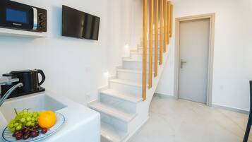 32-inch Smart TV with digital channels