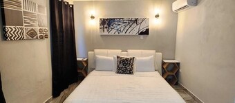 Charming 2-bedroom house in the heart of the city of Fajardo, PR with WiFi, AC