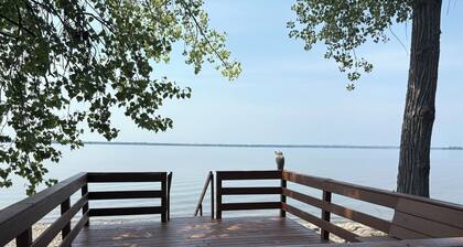 Family-Friendly Lake Champlain Retreat with Lake Access and New Hot Tub