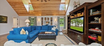 Glen Flora on Geneva | Private Pier | Geneva Lakefront | Luxury | Guest House | Monthly Stays