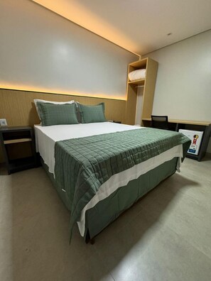 Premium-Doppelzimmer | Bügeleisen/Bügelbrett, kostenloses WLAN