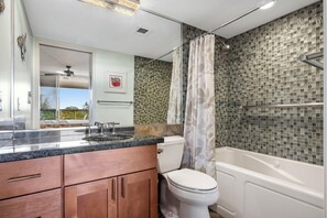 Dusche, Whirlpool, Haartrockner, Bidet