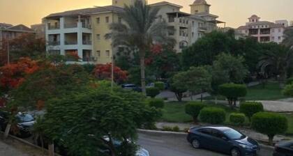 Upscale 2 bedrooms 2B Swimming Pool in Dream Land