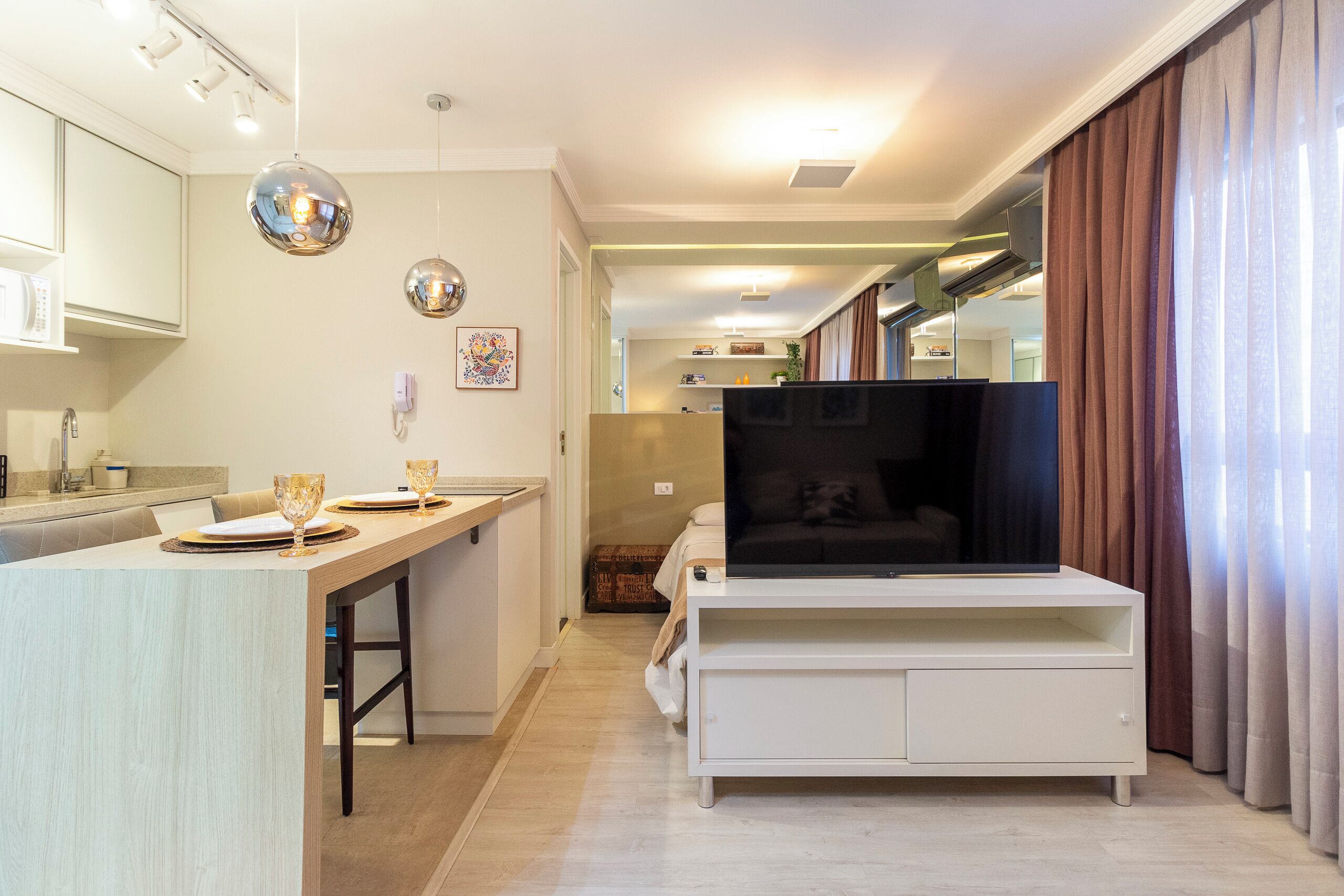 Suíte estúdio, vista para a cidade | Wi-Fi de cortesia