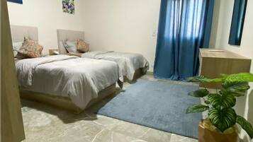 2 bedrooms, iron/ironing board, WiFi, bed sheets