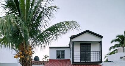 4 bedroom house with swimming pool in Ixtapa