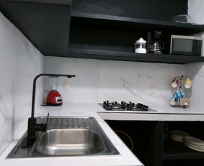 Microwave, stovetop