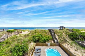 A heated pool - Coastal Haven *ocean front ocean views*heated pool (Nags Head)