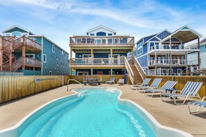 Een verwarmd zwembad