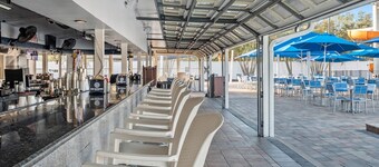Charming 1-bedroom home in Sun Outdoors, Sarasota with WiFi, fitness room