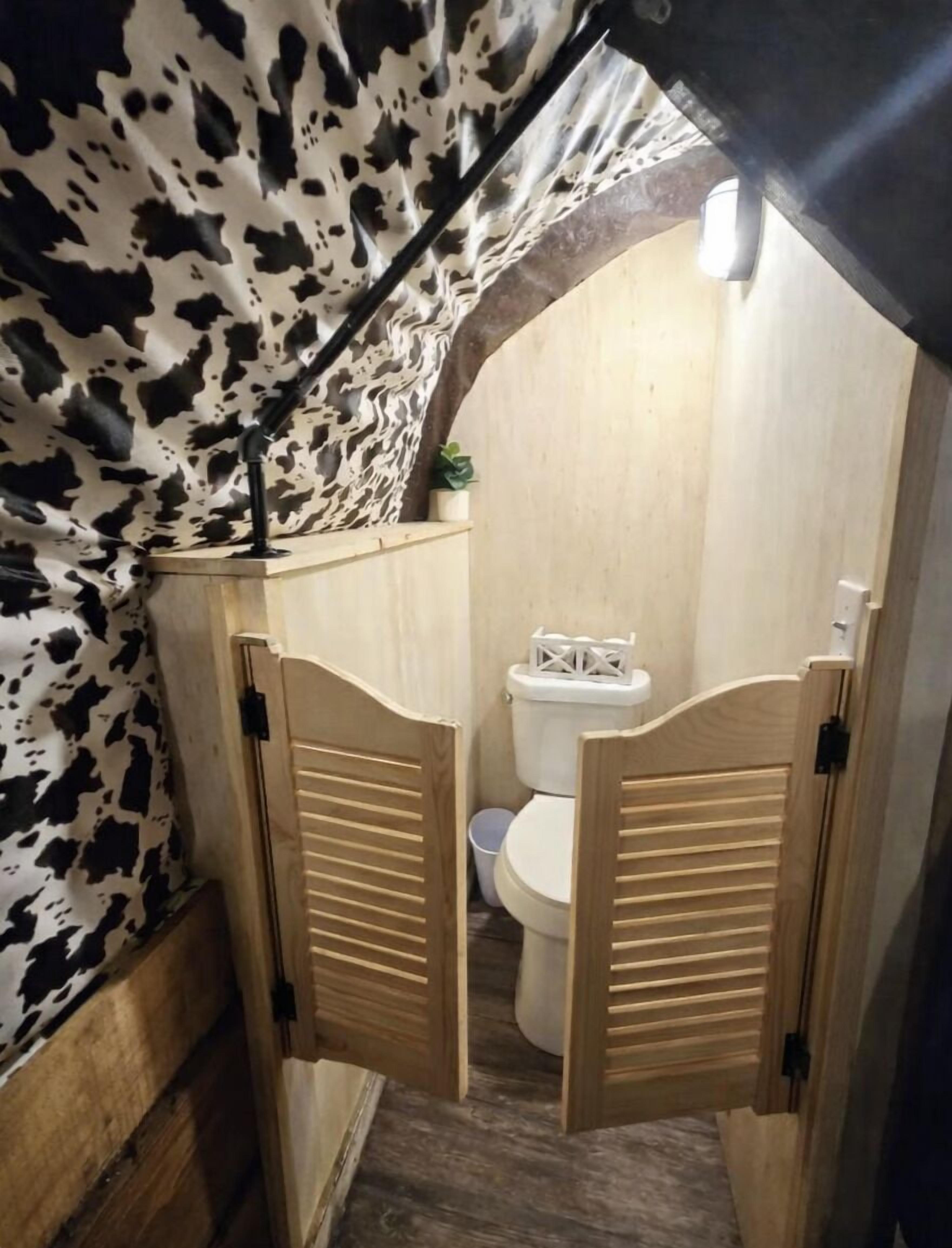 Shower, towels, soap, shampoo