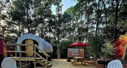 Rustic Wagon Glamping - Hot Tub - Firepit