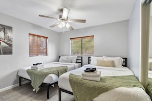 4 bedrooms, desk, iron/ironing board, free WiFi