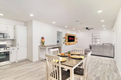 Spacious in Downtown McAllen