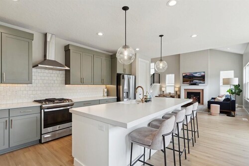 Snowbasin Family Vibes – Kids toys + Chef’s Kitchen + Movie Room