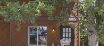 Condo West Yellowstone 1 minute from Yellowstone