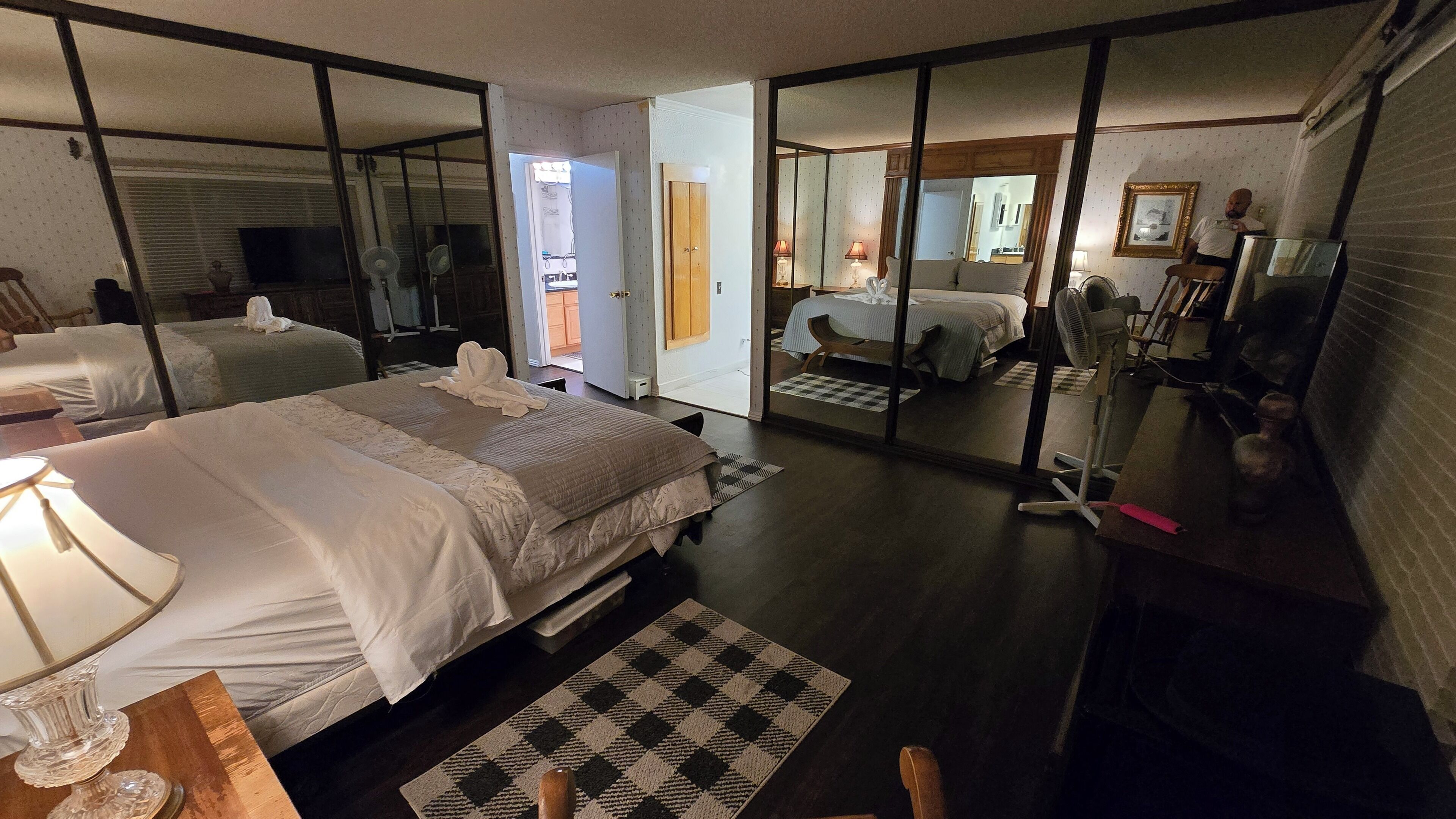 4 soverom, strykejern/-brett, wi-fi og sengetøy