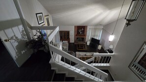 Interior - Glen Cove's 1st model home! Prime location w/million dollar VIEW !!! (Vallejo)