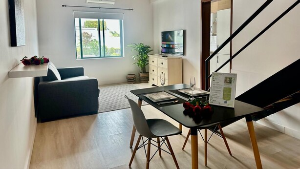 TV - AZORES PEDRA APARTMENTS - G (Fajã de Baixo)