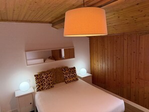 1 habitación, escritorio, cuna de viaje y wifi gratis 