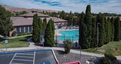 Chic Condo in Reno Gated Community