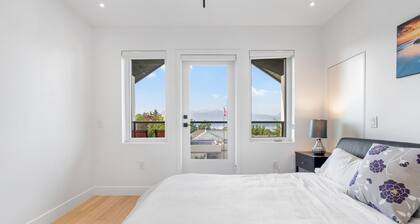 Brand New 3BR Home Ocean Mountain Views