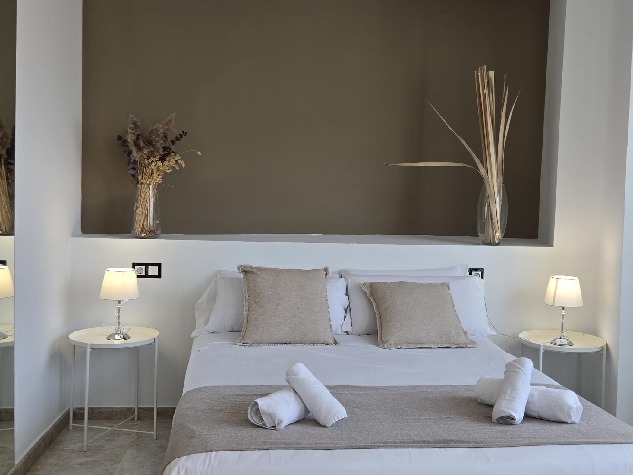 Fer et planche à repasser, accès Internet, draps fournis