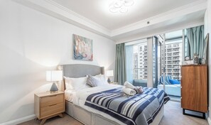1 bedroom, iron/ironing board, WiFi, bed sheets - KozyGuru | 1BR Stunning CBD Views | Walk to All (Sydney)