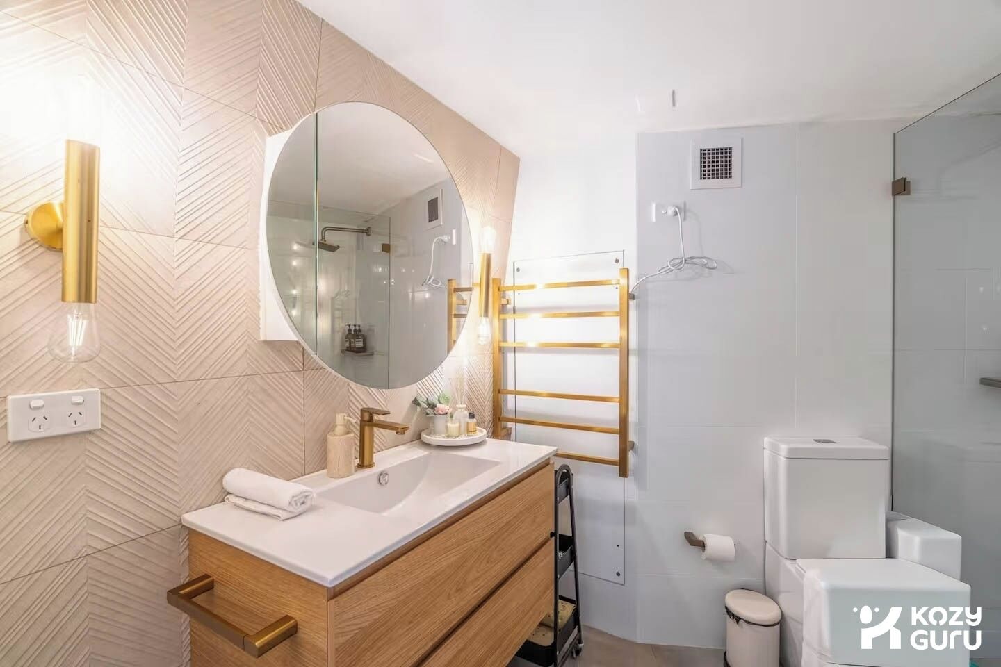 Hair dryer, towels