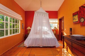 3 室のベッドルーム、WiFi、ベッドシーツ