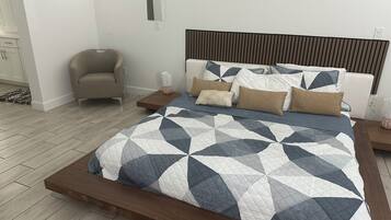 4 bedrooms, iron/ironing board, WiFi, bed sheets