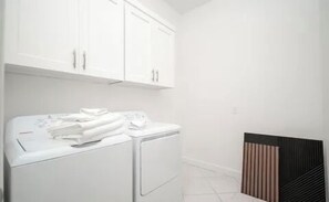 Interior - Spacious 4-bedroom house with WiFi, fitness room in adorable Buckeye (Buckeye)