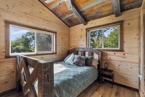 5 bedrooms, WiFi, bed sheets - Eagle View Cabin on Lake Osakis (Leslie Township)