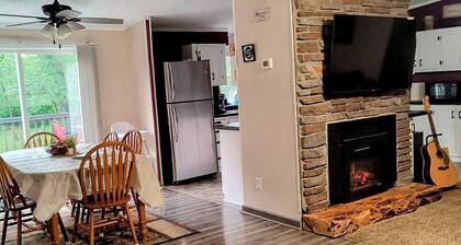 "Pocket View Place"- peaceful & quiet