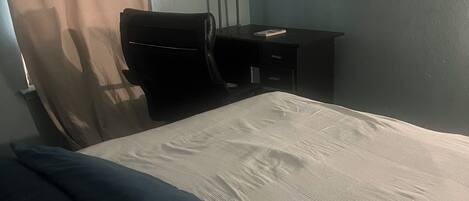 3 chambres, fer et planche Ă  repasser, Wi-Fi, draps fournis