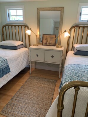3 bedrooms, iron/ironing board