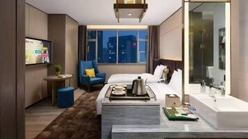 Luxury Twin Room, City View